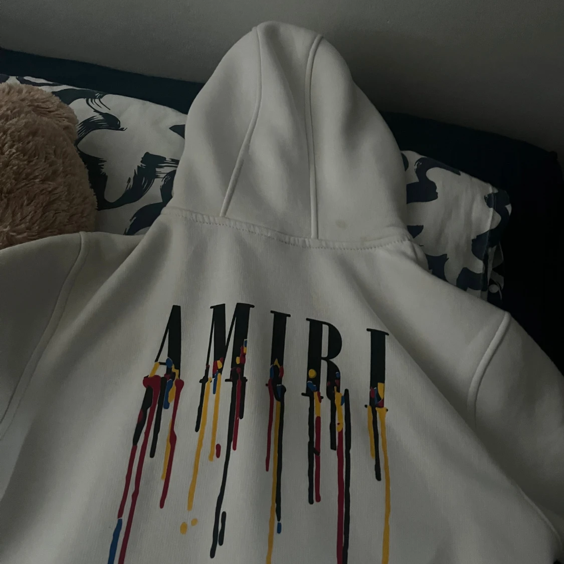 Vit hoodie från Amiri med färgstänk - 1
