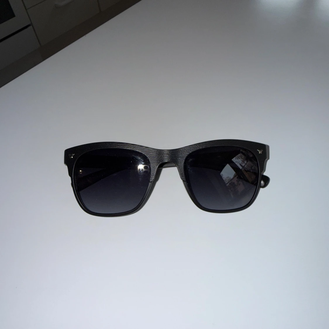 Svarta solglasögon från Police - 1