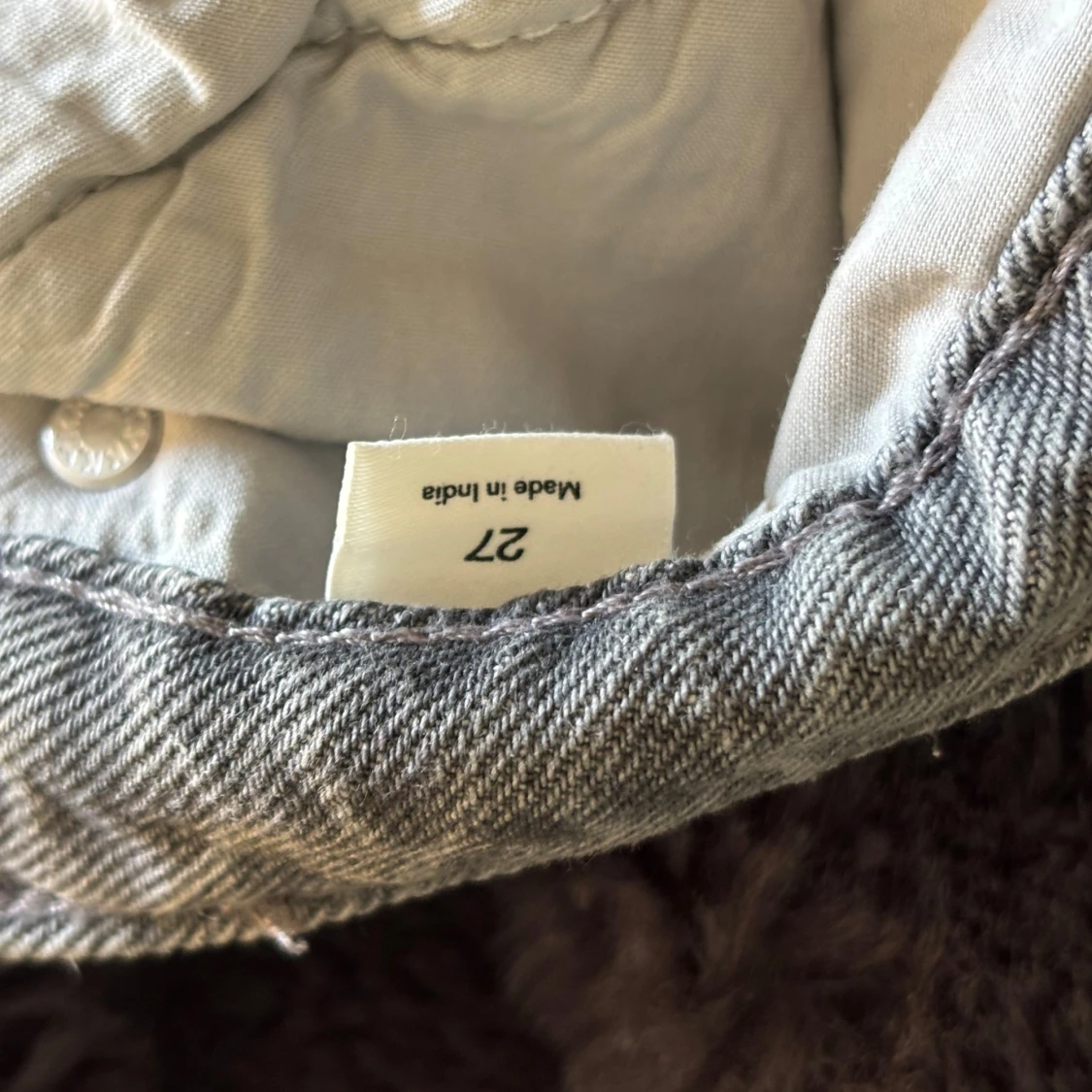 Grå jeansbyxor från Monki, raka - 2