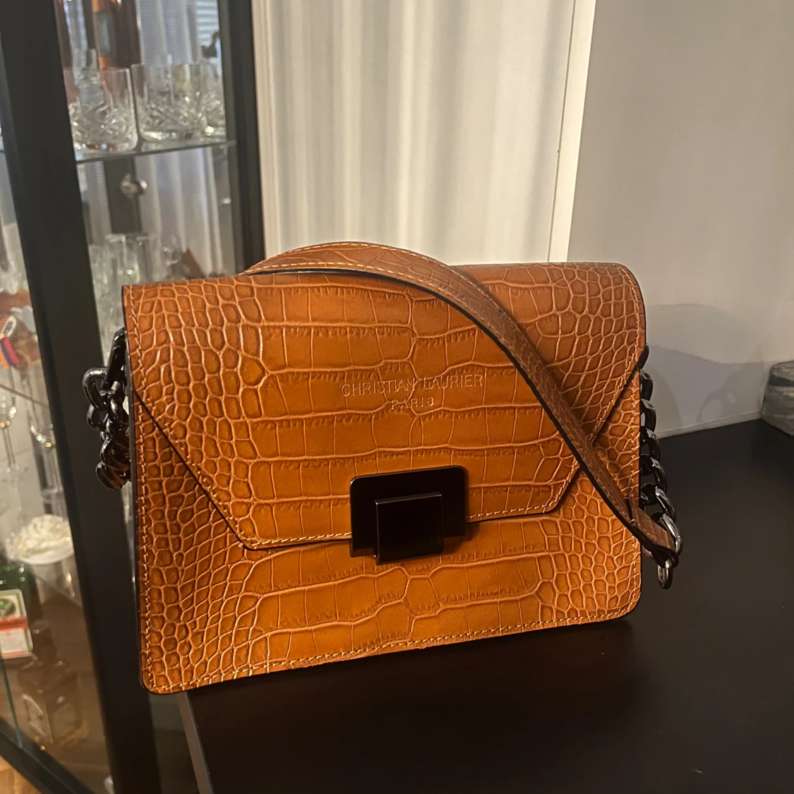 Brun axelväska från Christian Laurier