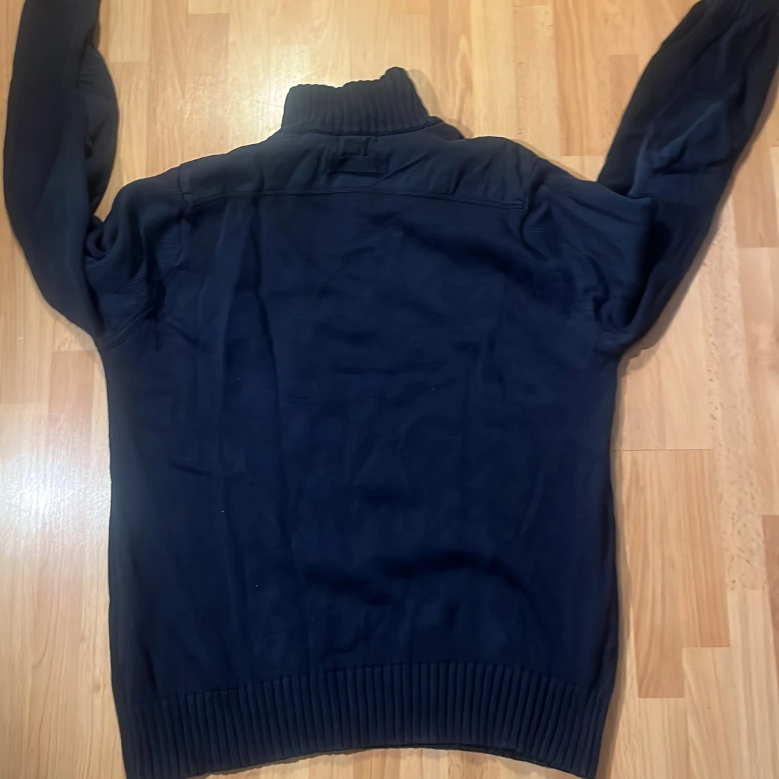 Mörkblå stickad tröja Henri Lloyd - 3