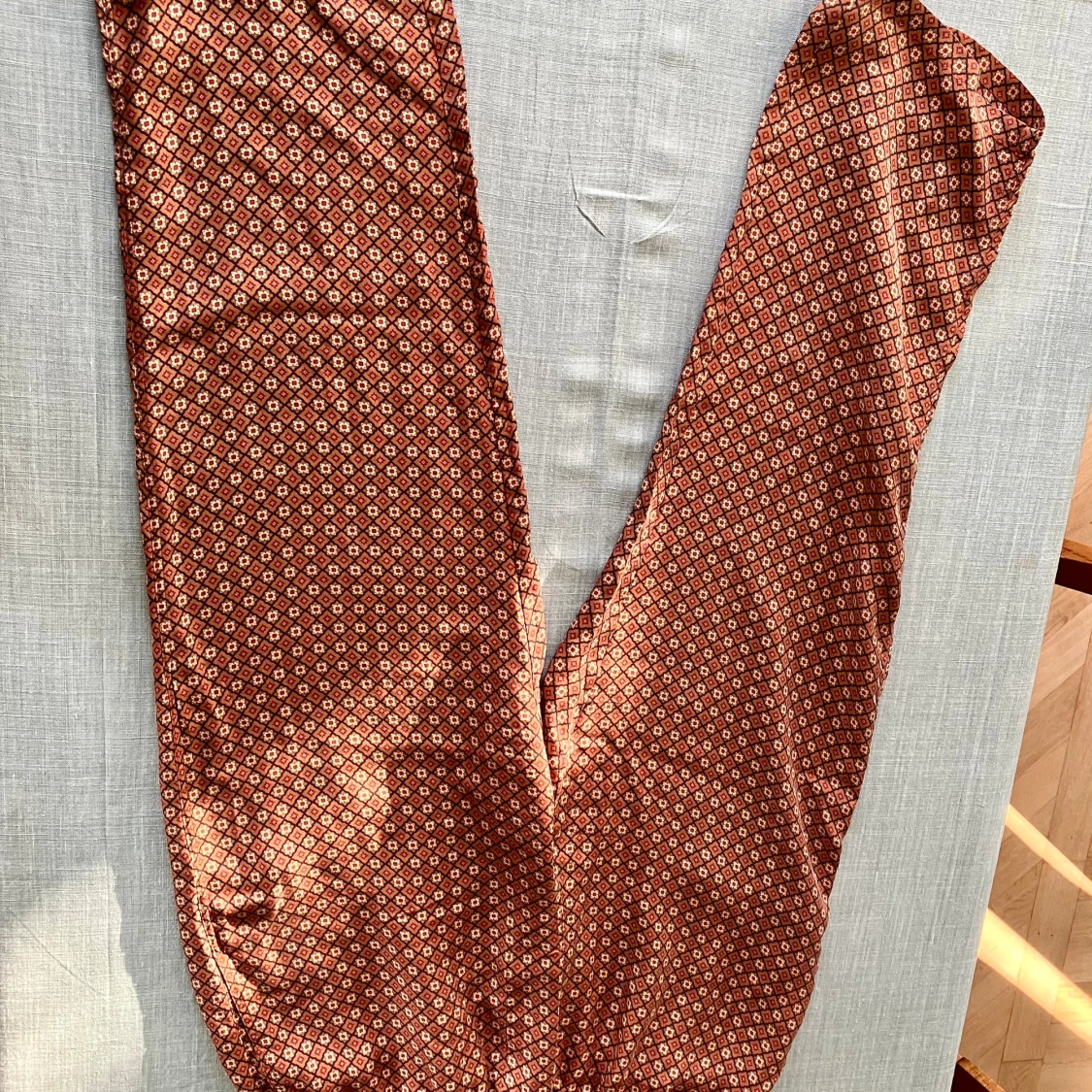 Weekend pants Lake Como från Appletrees S - 1