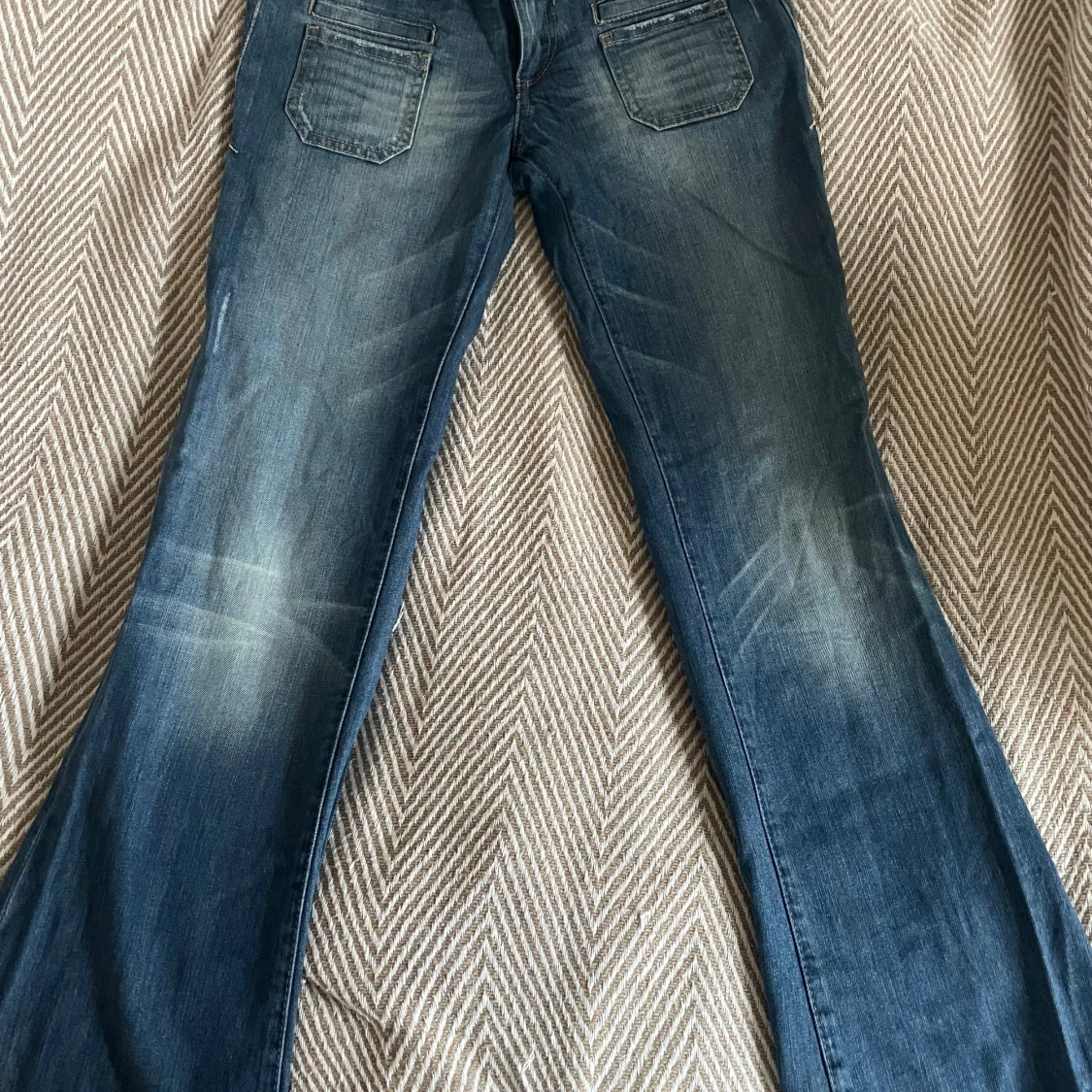 Blå bootcut jeans från Esprit - 1
