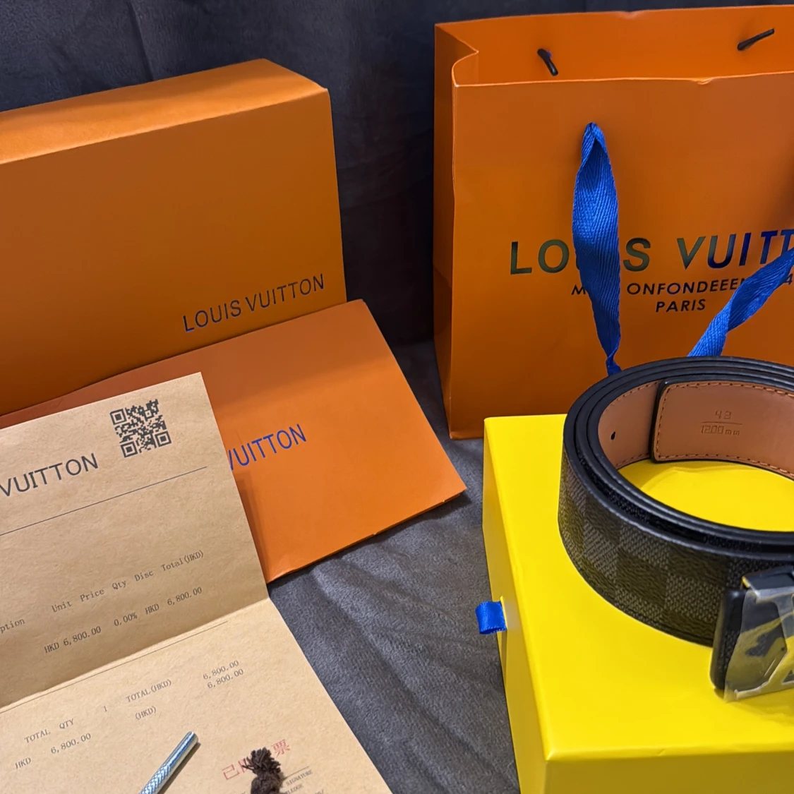 L och V rutig skinnbälte svart - 4