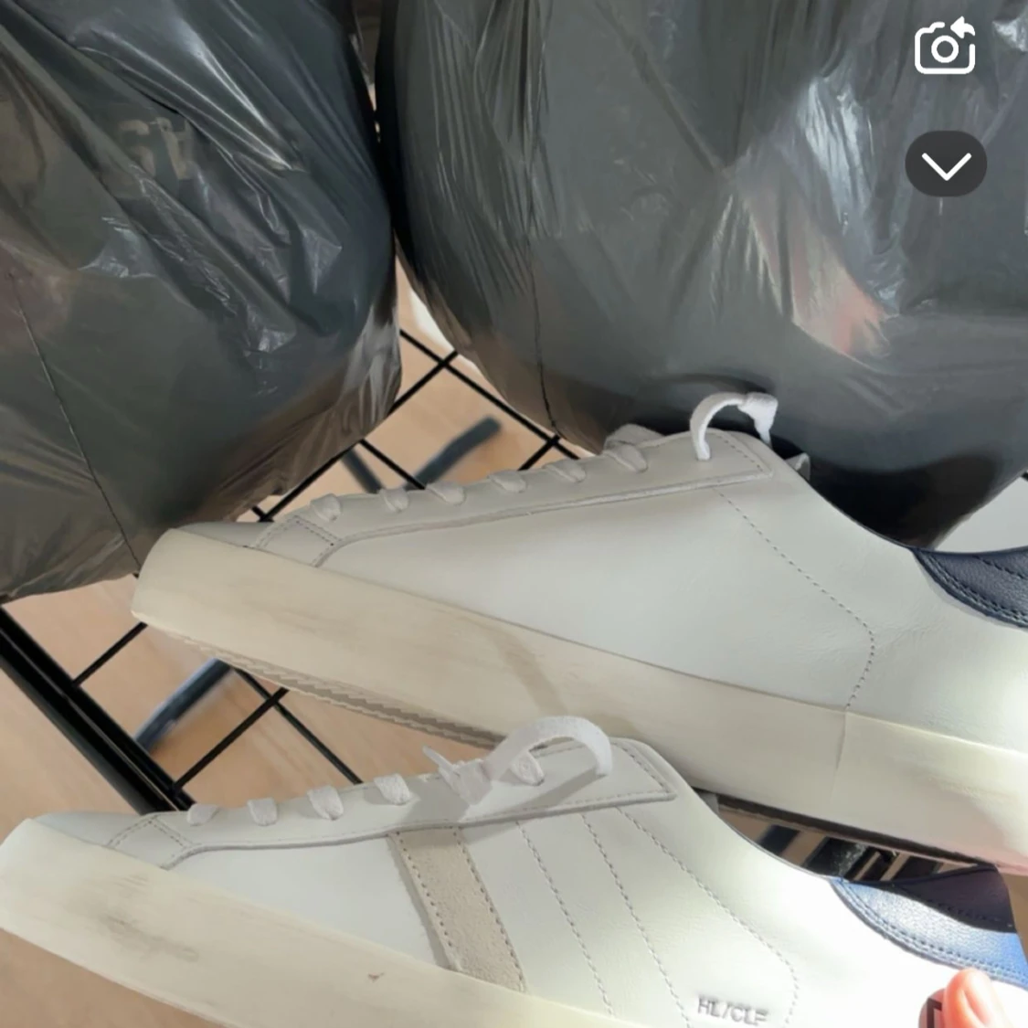 Vita sneakers från D.A.T.E.