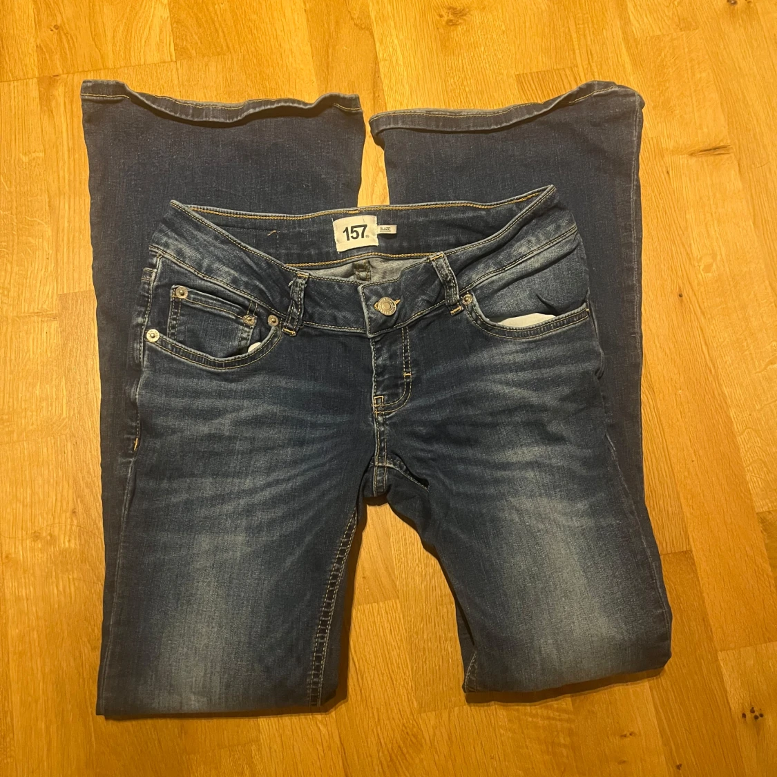 Lågmidjade jeans - 1