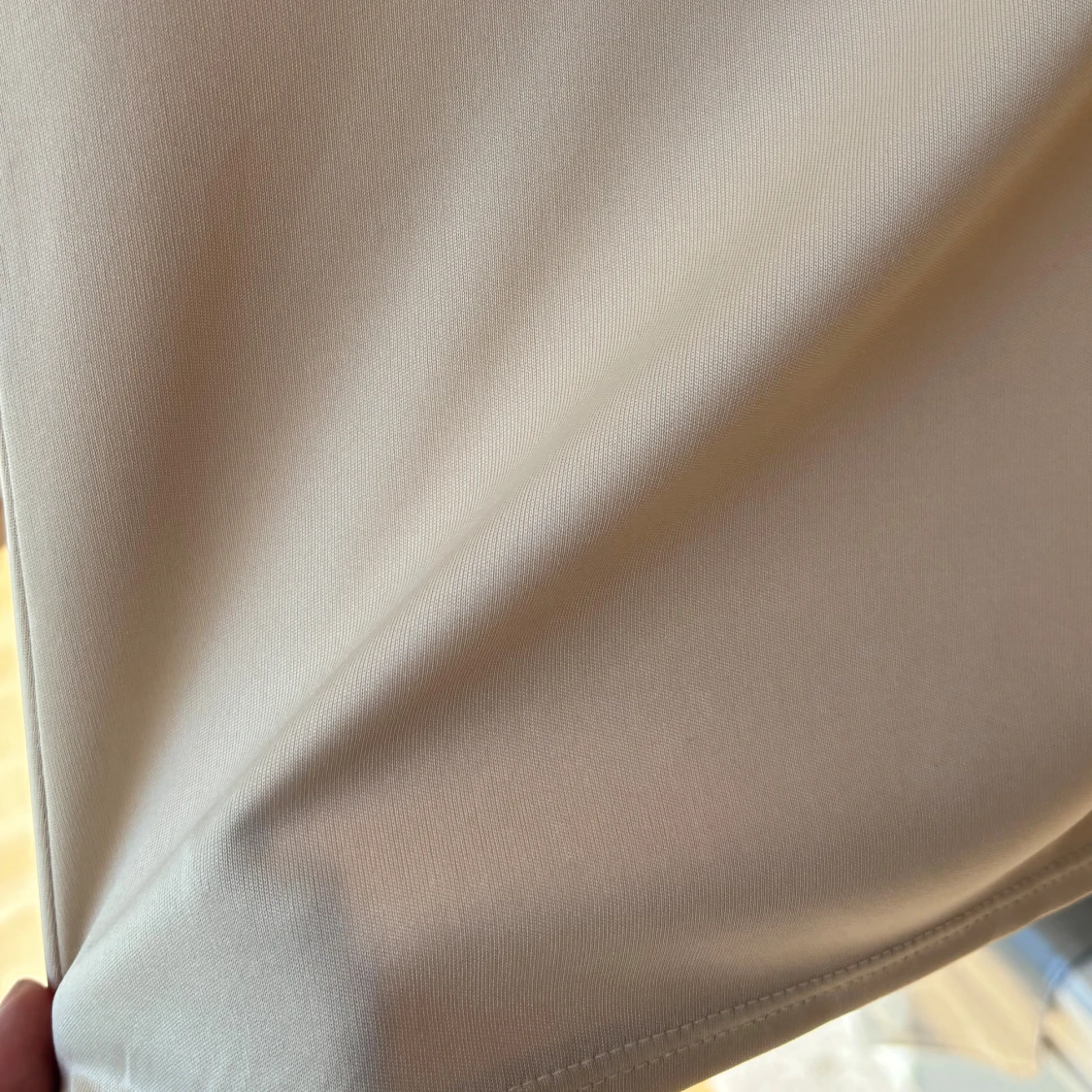 Beige ärmlös topp - 2