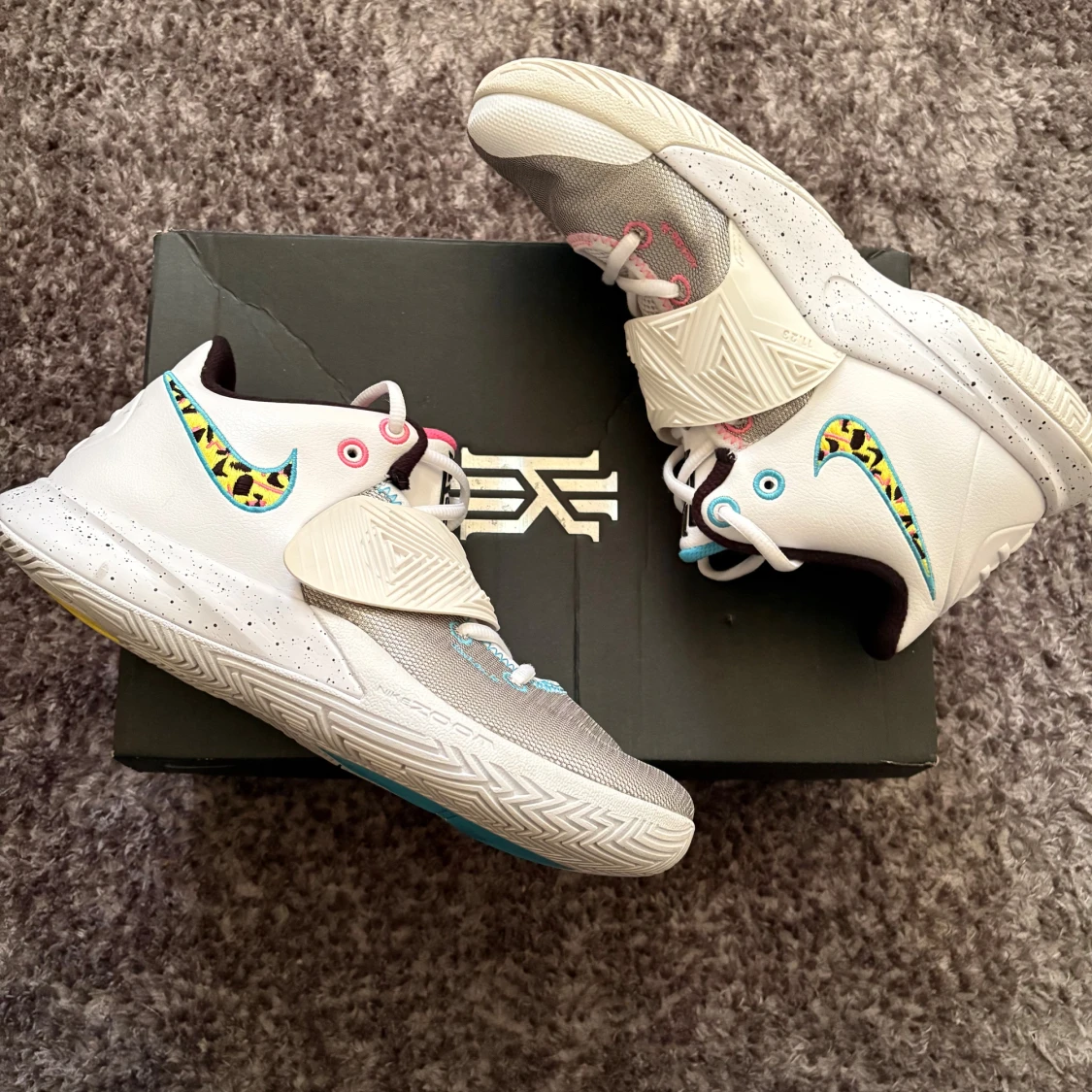 Kyrie flytrap 3 southbeach