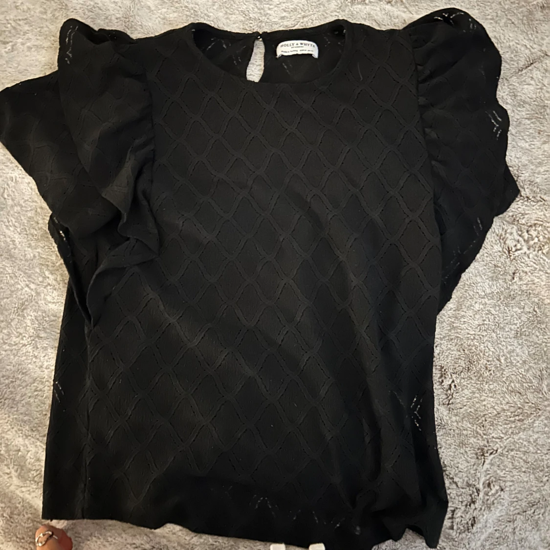 Svart kortärmad blus från Lindex