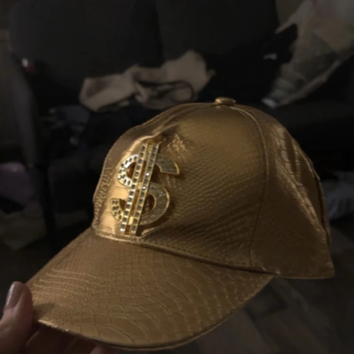 Gold digger keps  - 1