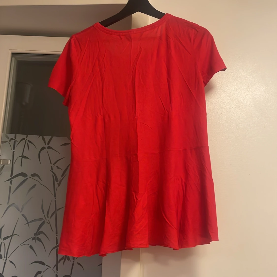 Röd tröja från Tommy Hilfiger  - 2