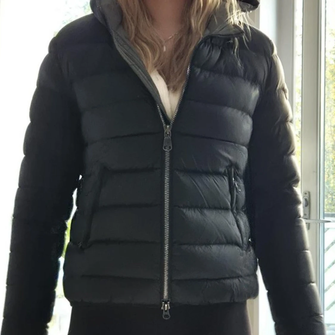 Svart Colmar dunjacka med huva - 2