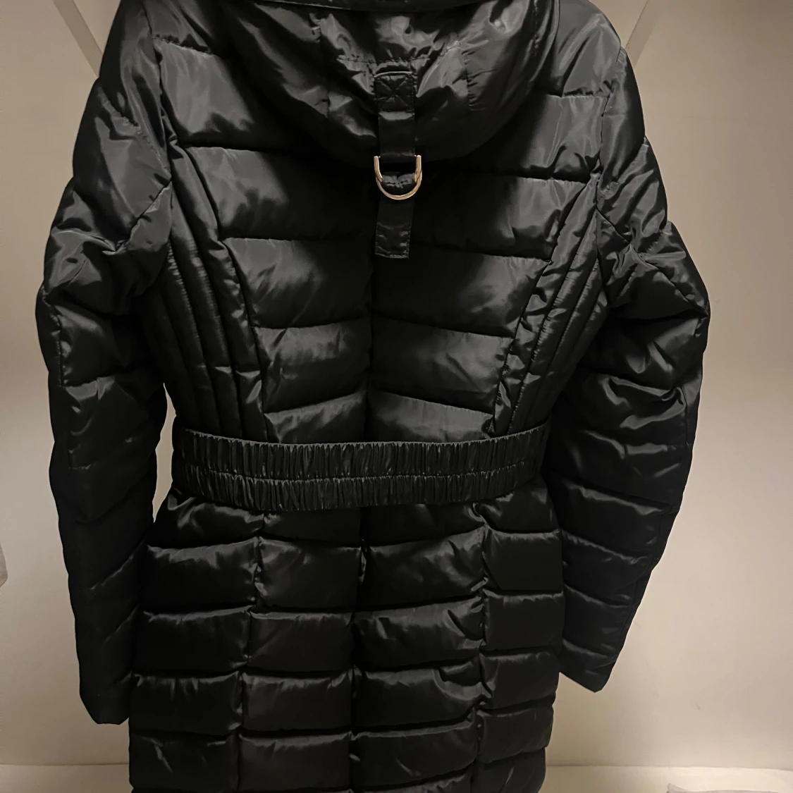 Svart pufferjacka med leopardfoder - 1