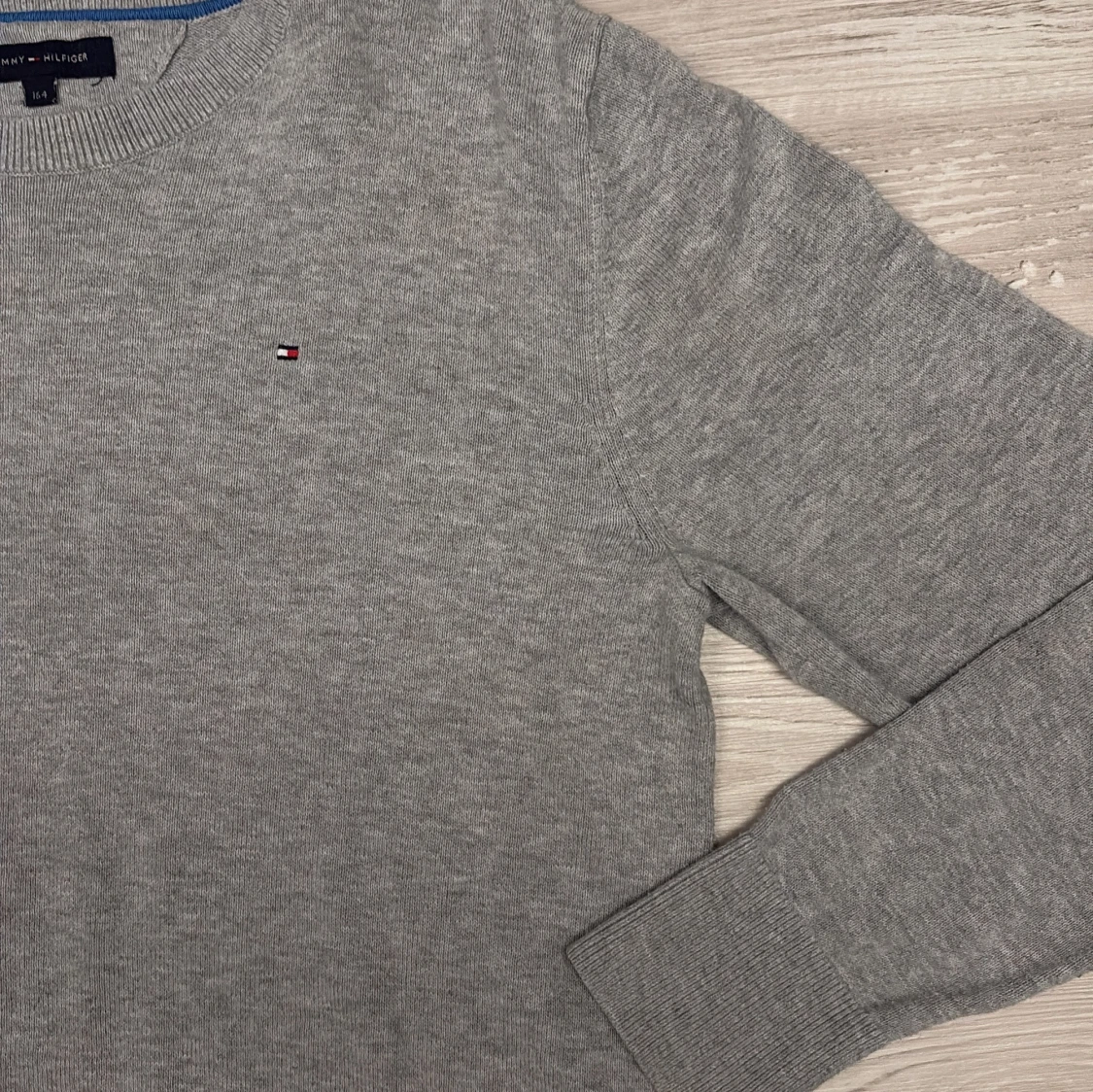 Grå stickad tröja Tommy Hilfiger - 1