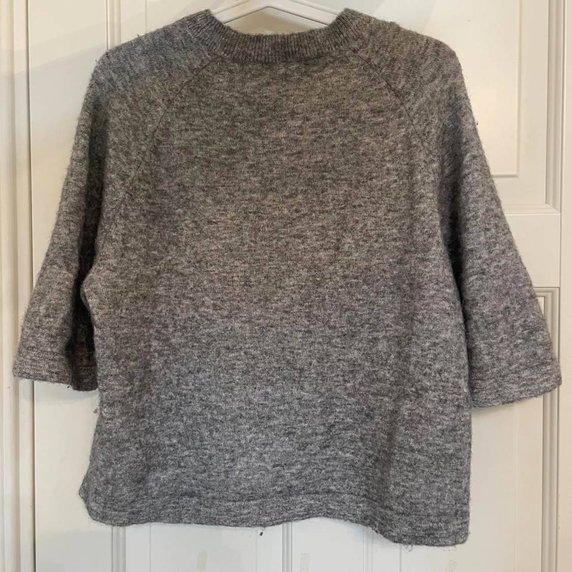 Grå stickad tröja & Other Stories XS - 1