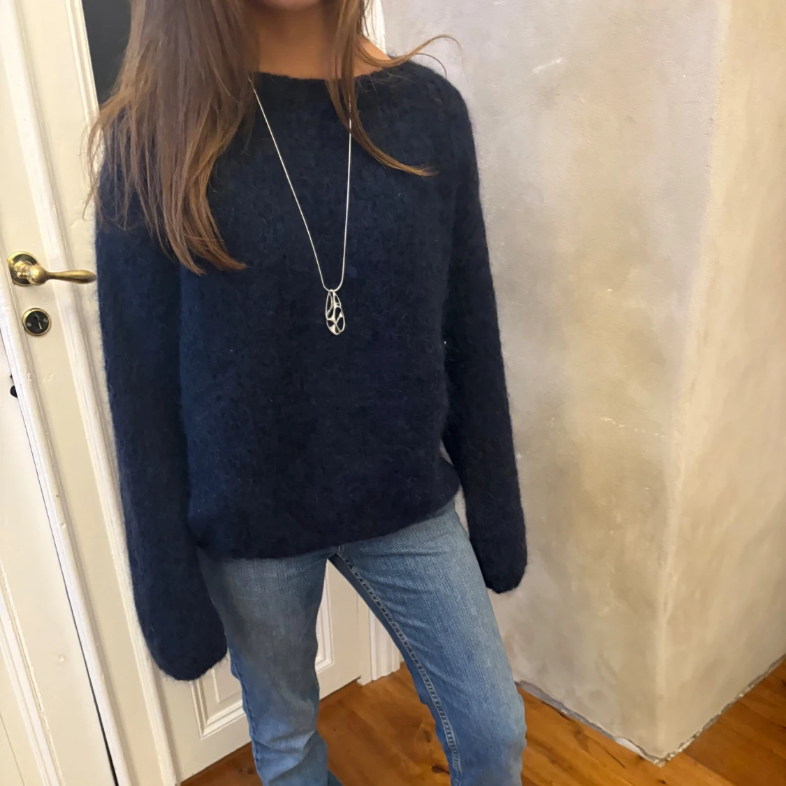 Mörkblå stickad tröja med loose fit - 3