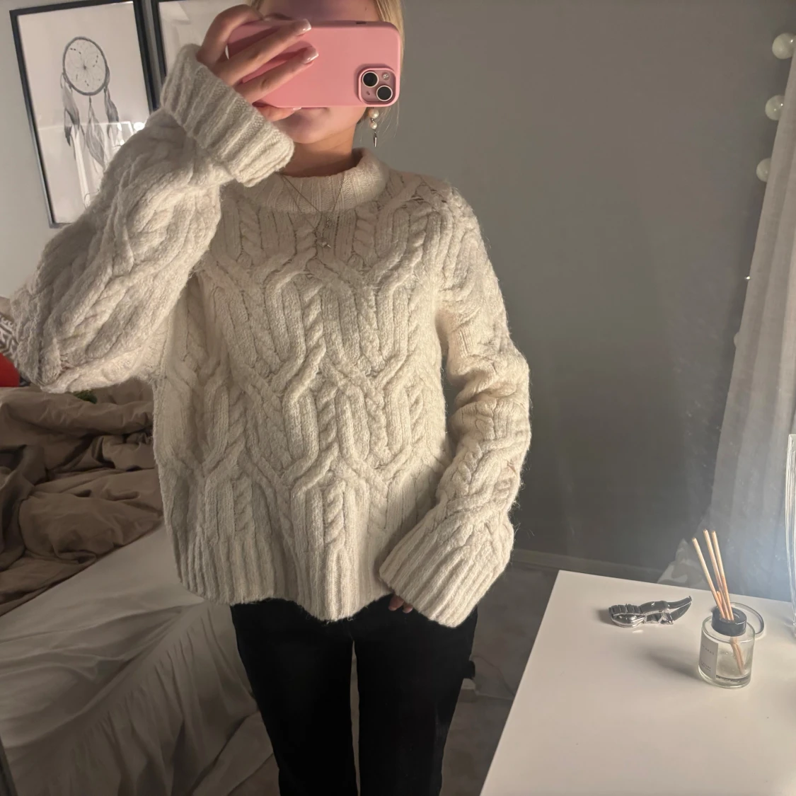 Vit/beige stickad tröja 