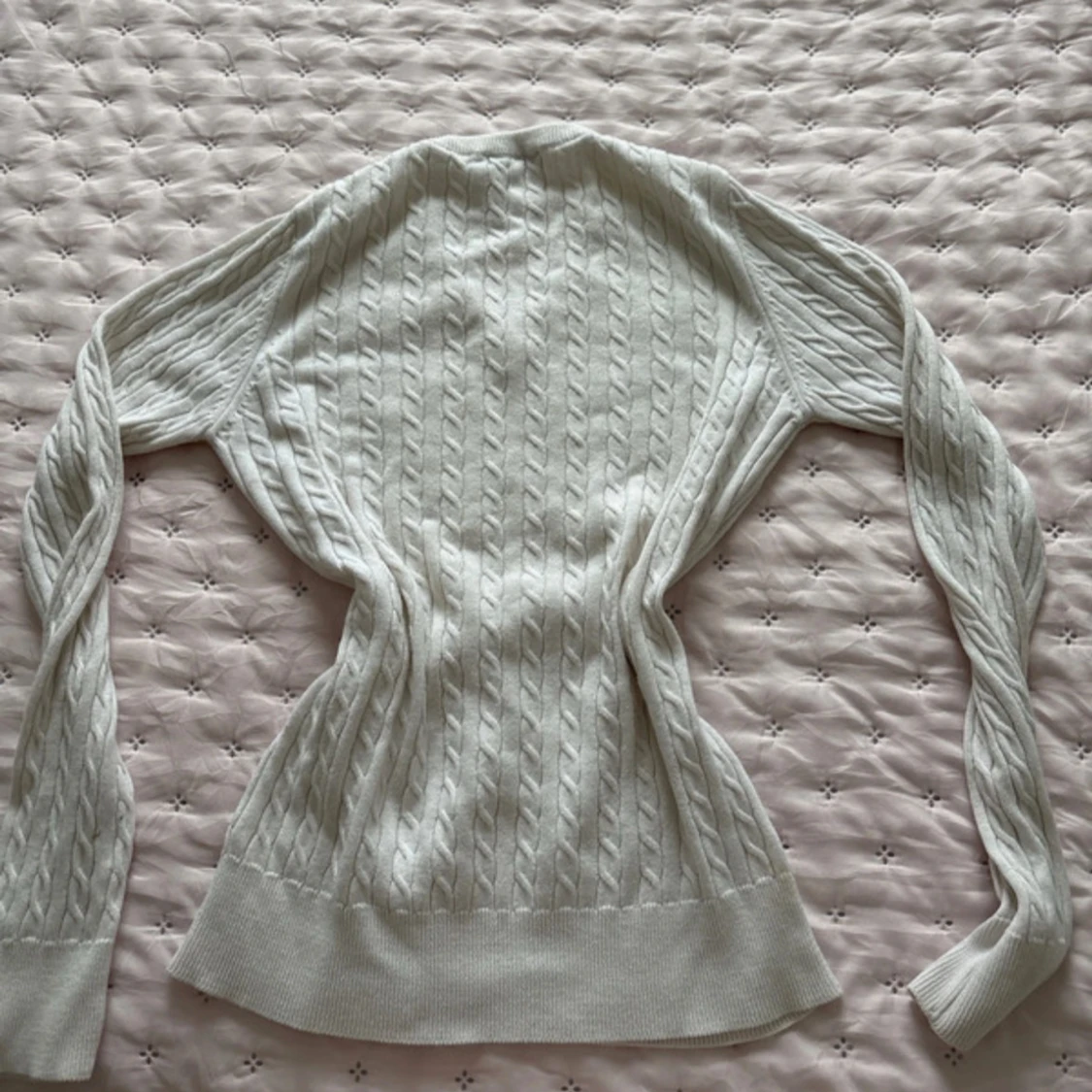 Vit kabelstickad tröja Tommy Hilfiger