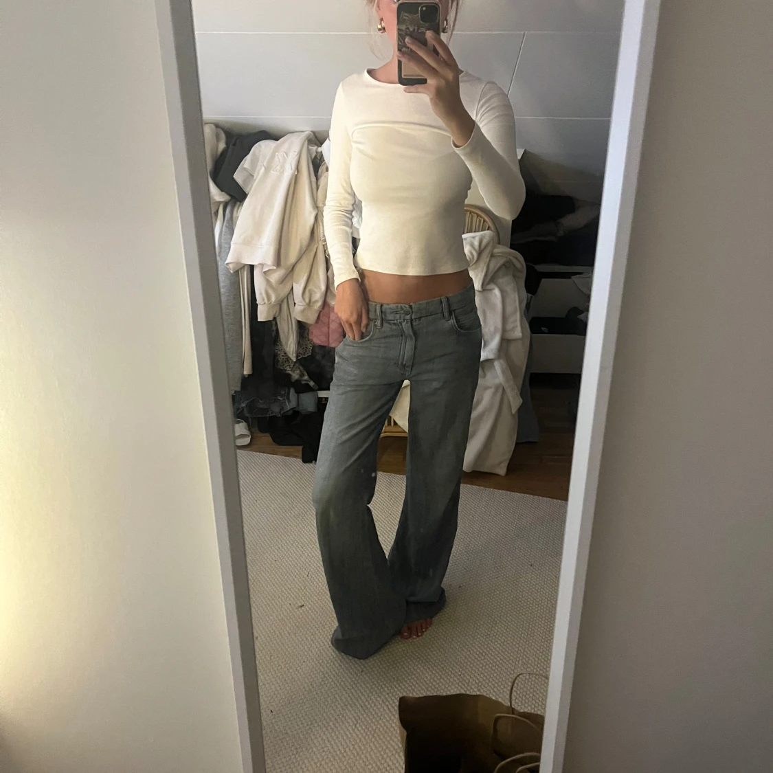 Blåa wide low waist jeans från zara - 1