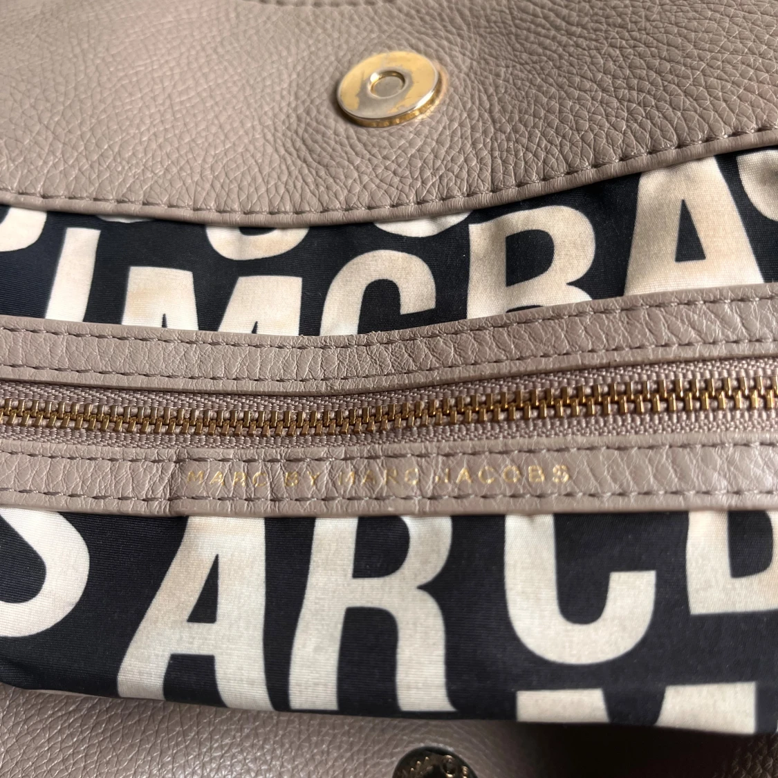 Beige axelväska från Marc by Marc Jacobs - 4