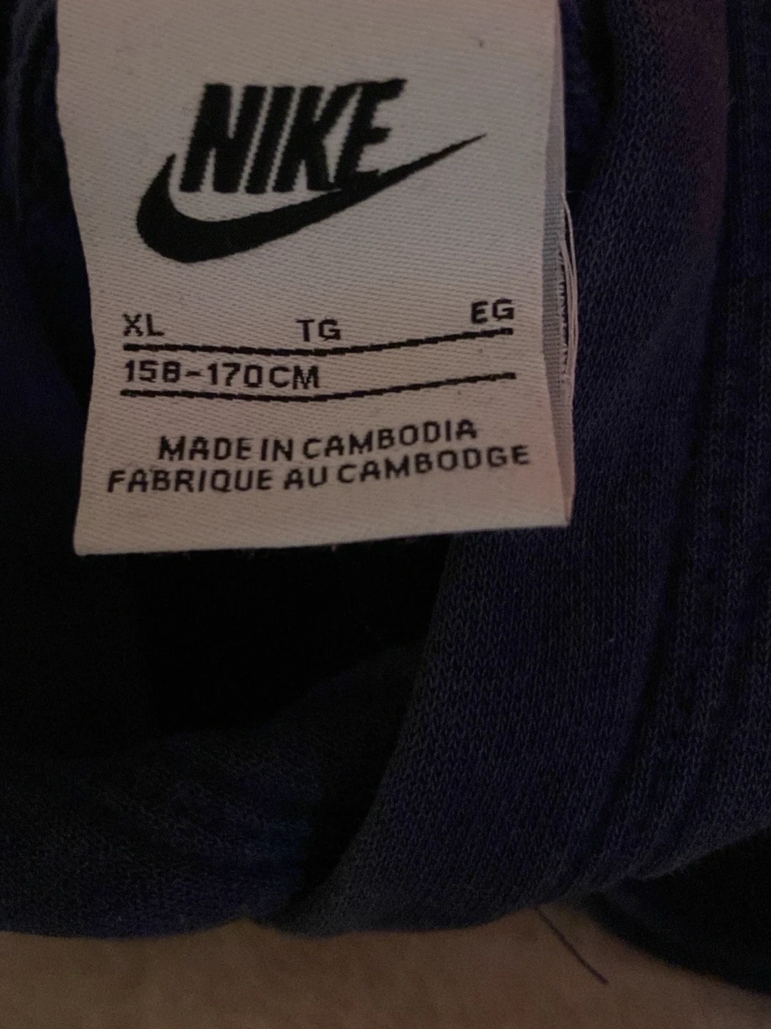 Mörkblå hoodie från Nike  - 2