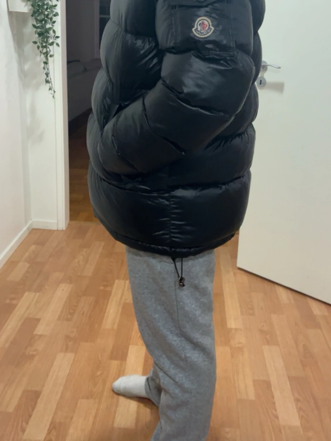 Svart Moncler pufferjacka  - 1