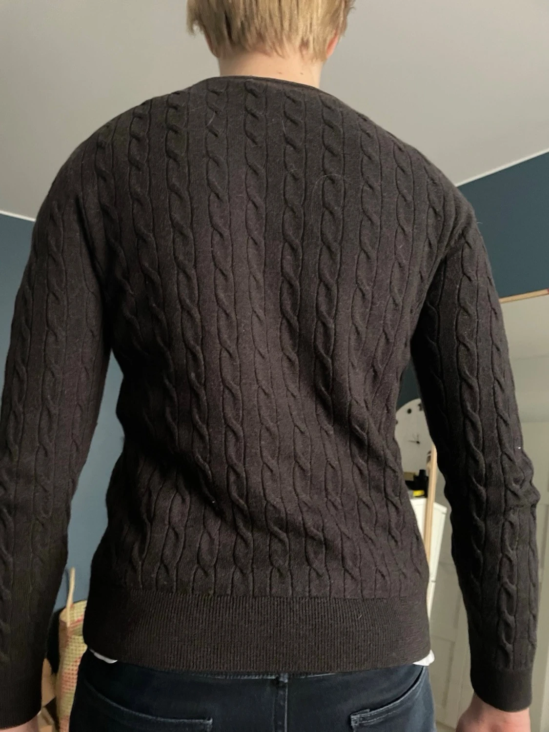 Mörkbrun kabelstickad tröja Morris - 1