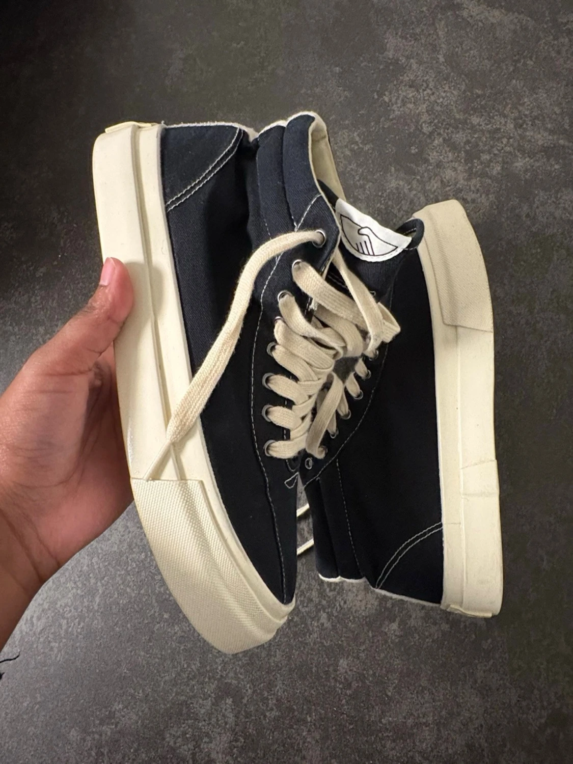 S.W.C Varden Canvas - 3