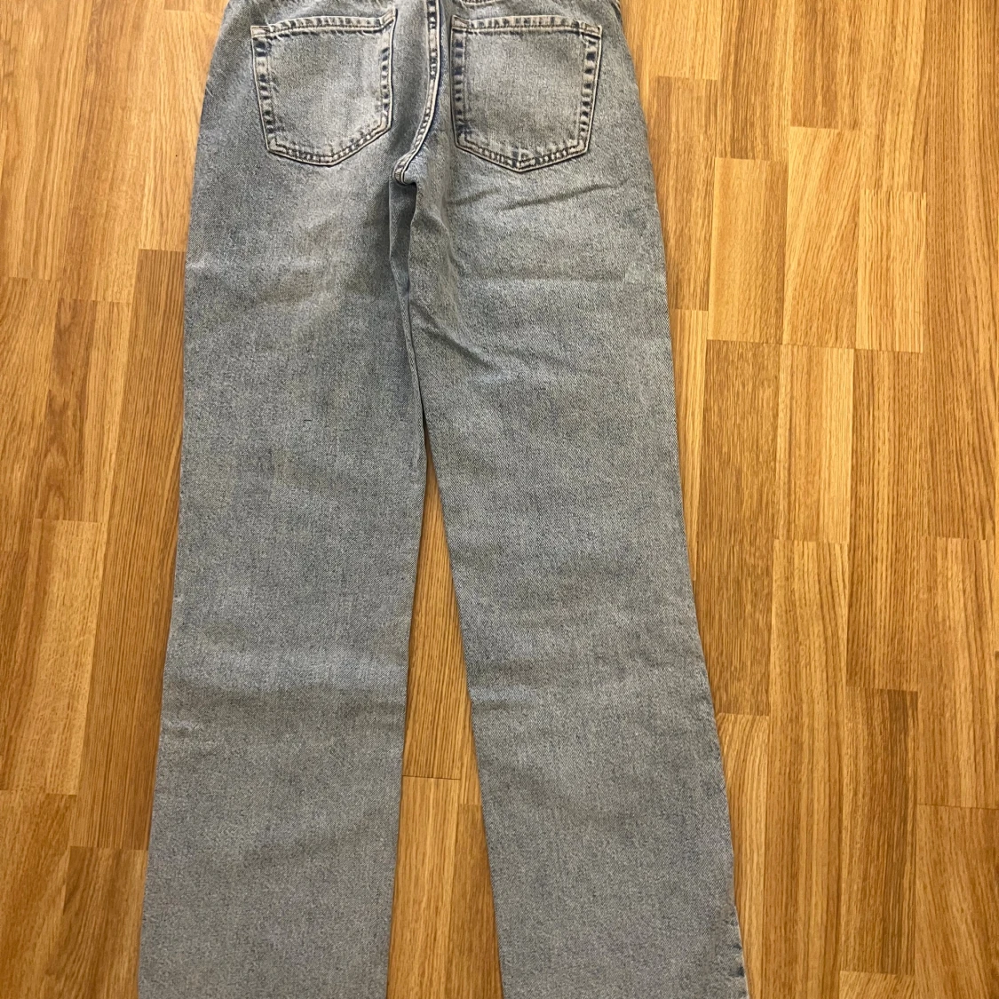 Blå raka jeans från Stradivarius - 1