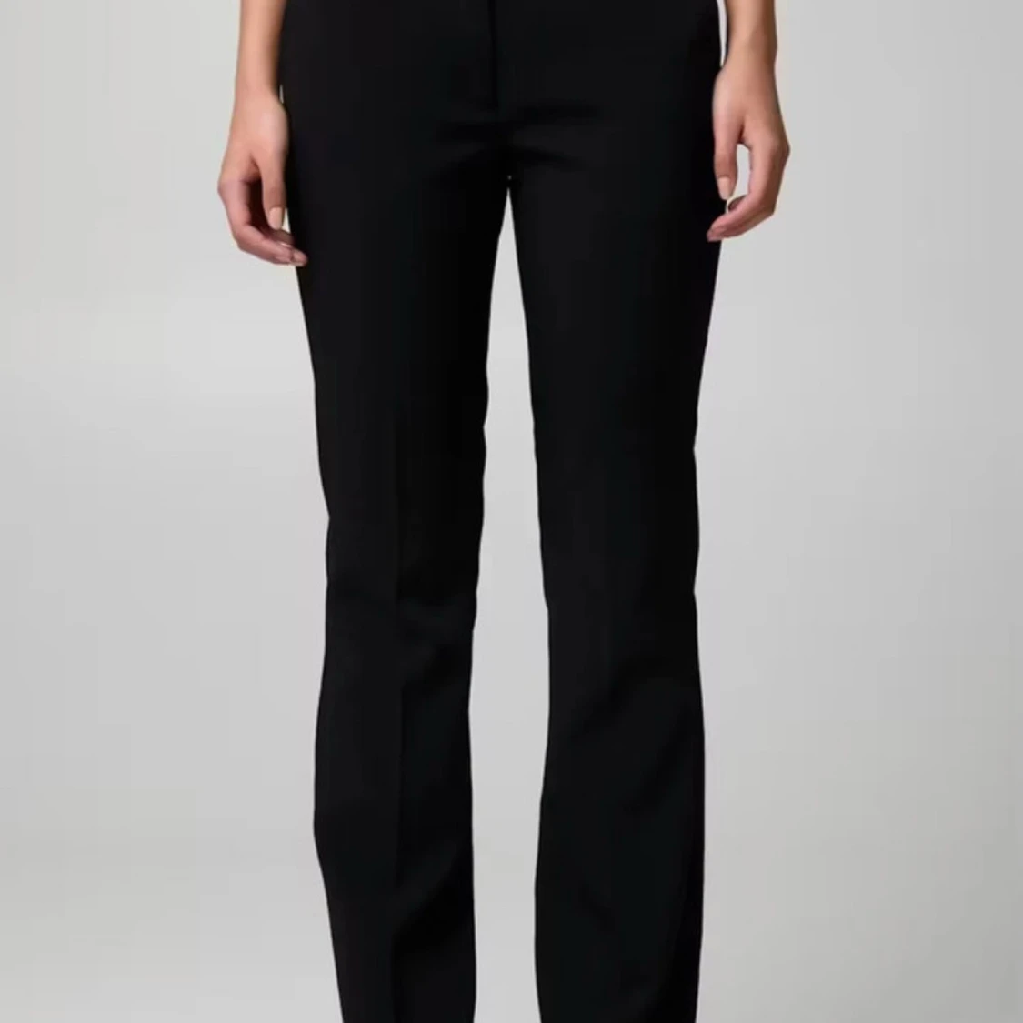 Svarta kostymbyxor från Bik Bok - 1