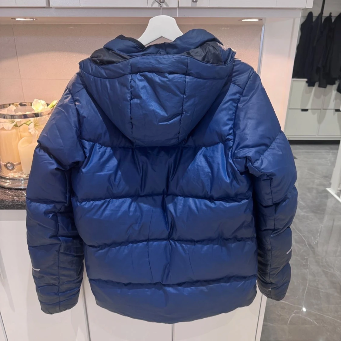 Blå Helly Hansen pufferjacka 176/16 - 1