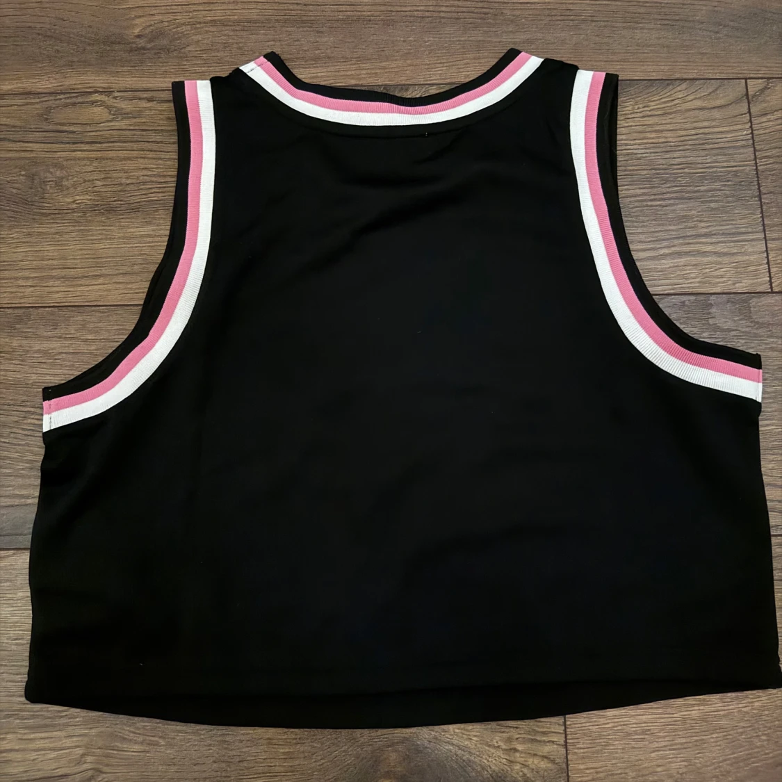 Svart sportig linnetopp - 1