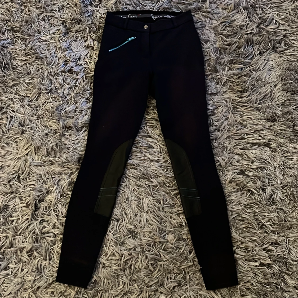 Svarta ridbyxor från Fouganza