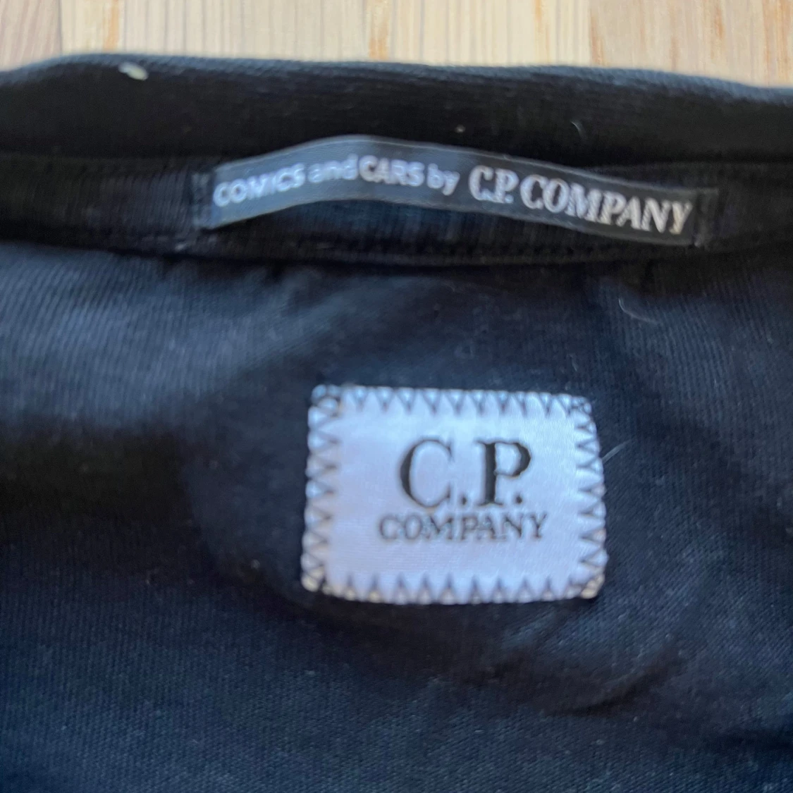 Svart t-shirt från C.P. Company - 3