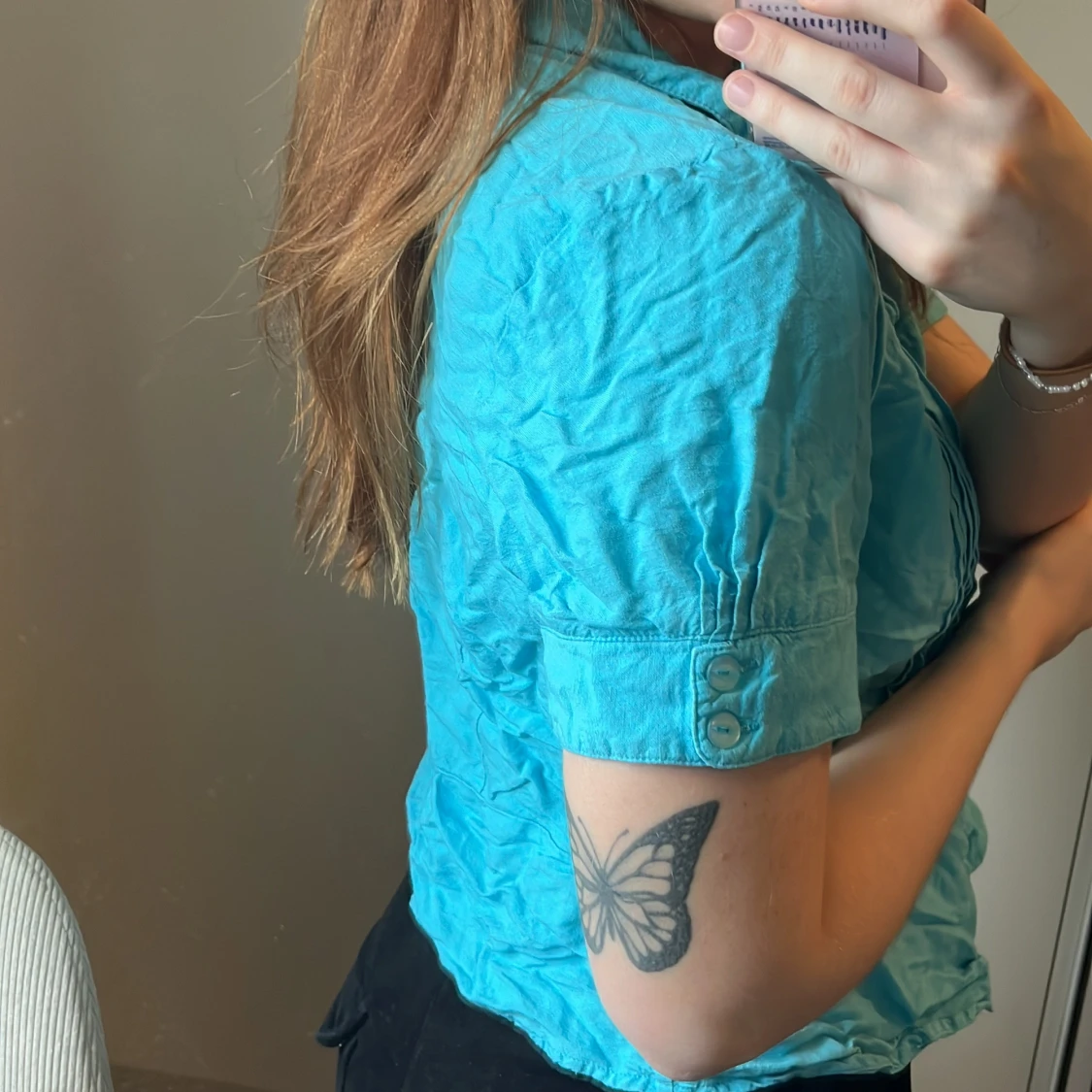 Turkos kortärmad skjorta med knappar - 1