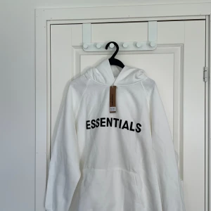 Essentials - Storlek M