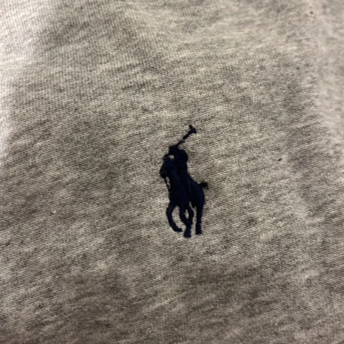 Grå hoodie från Polo Ralph Lauren - 2