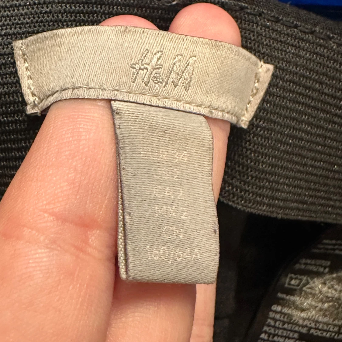 Svarta kostymbyxor från H&M - 3