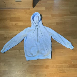 Tuttolente hoodie grå - Grå Tuttolente hoodie