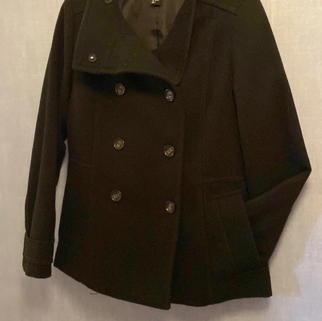 Svart skepparkavaj från H&M, stl 42 - 3