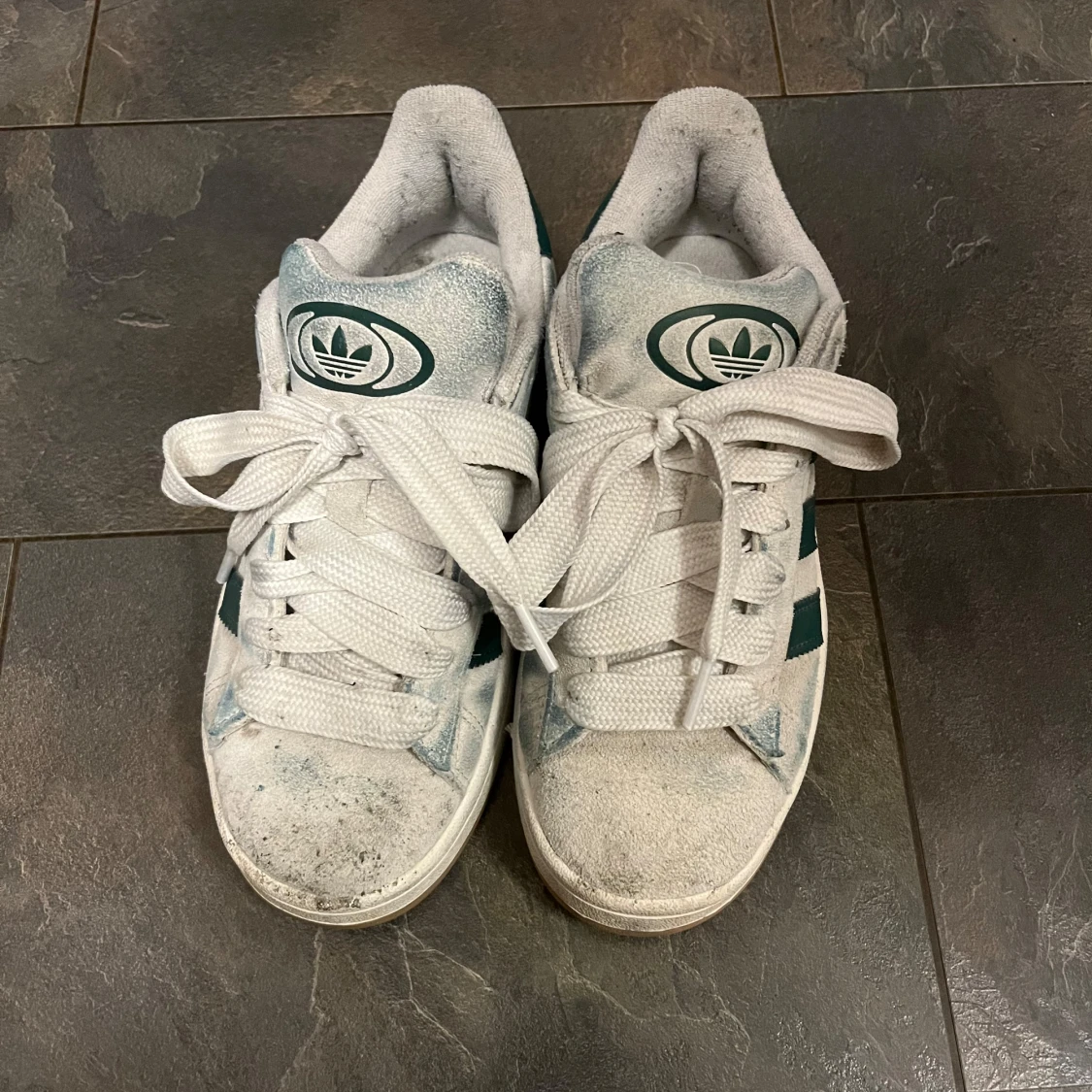 Adidas Campus sneakers vit/grön mocka - 2