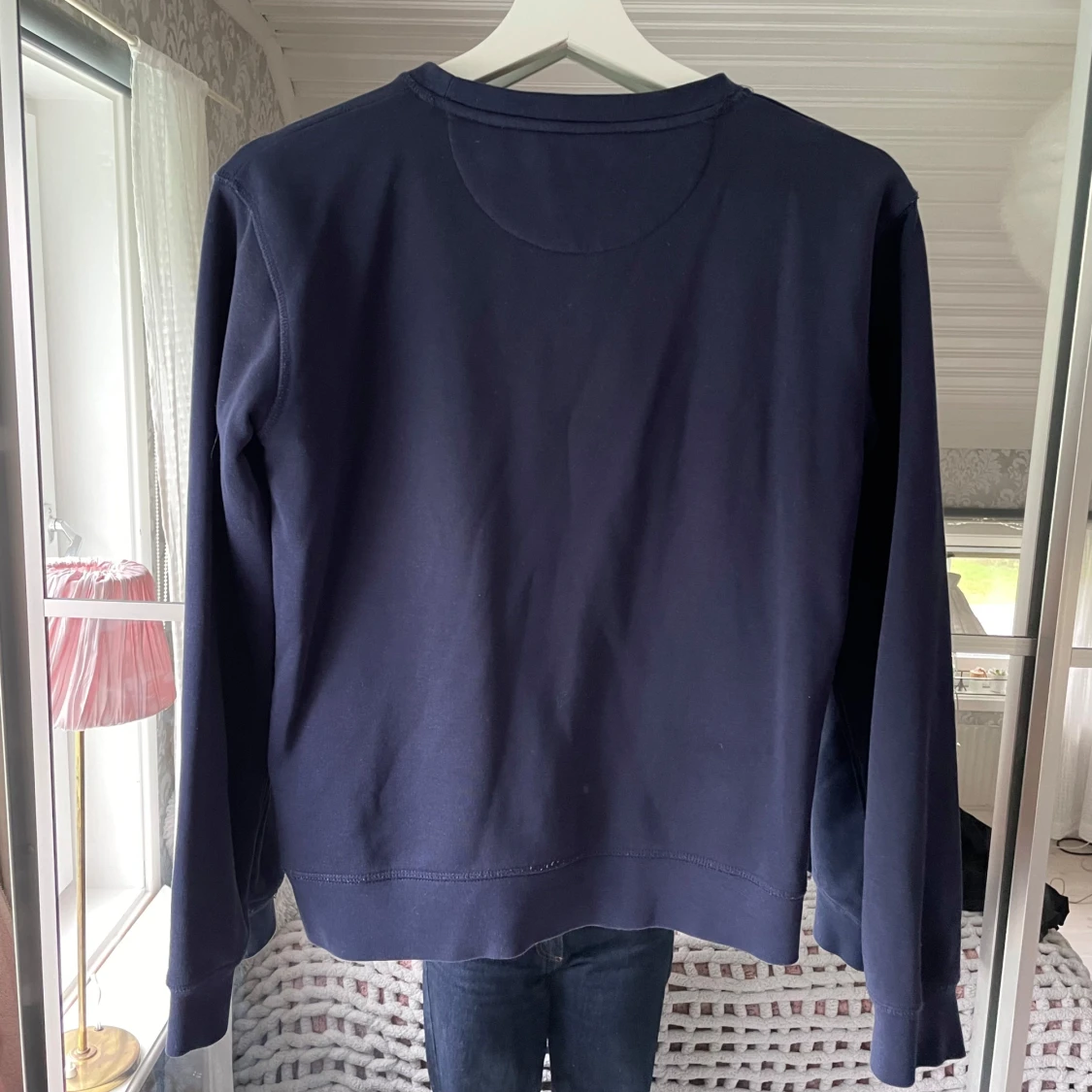 Mörkblå sweatshirt från GANT - 1