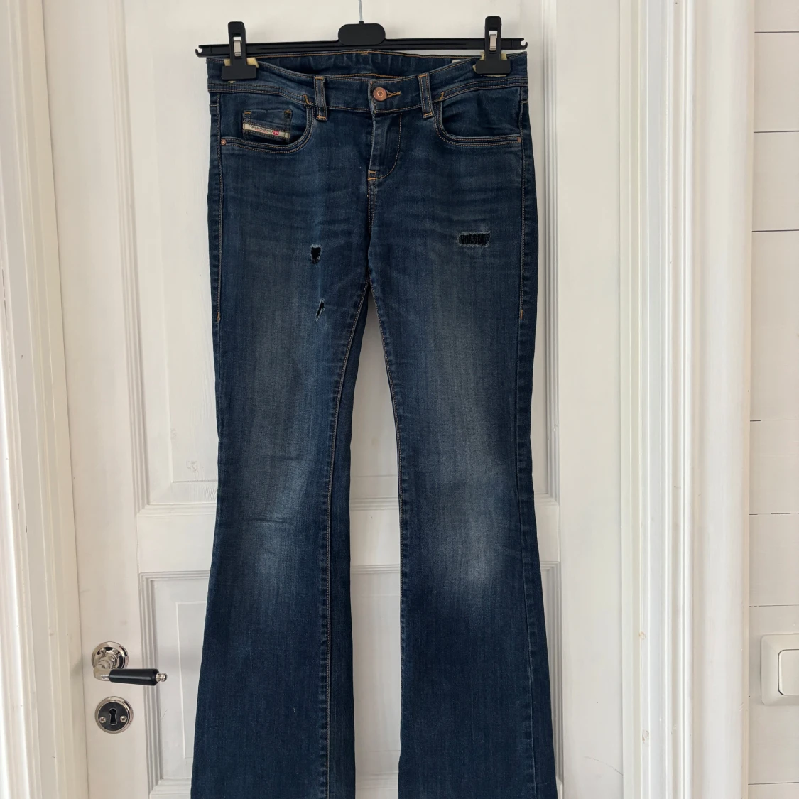 Utsvängda jeans