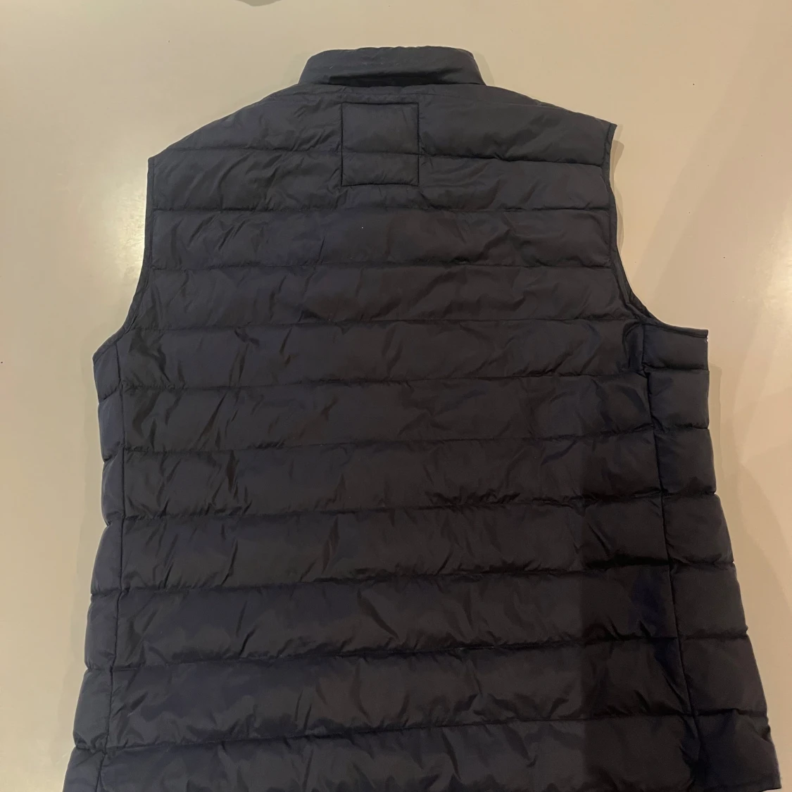 Mörkblå dunväst från Morris - 1