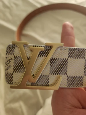 Bälte - Skärp/bälte. 110 cm. Orginal förpackning.