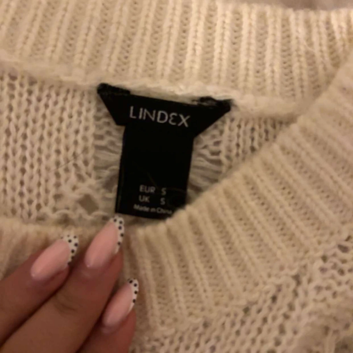 Vit stickad tröja från Lindex - 1