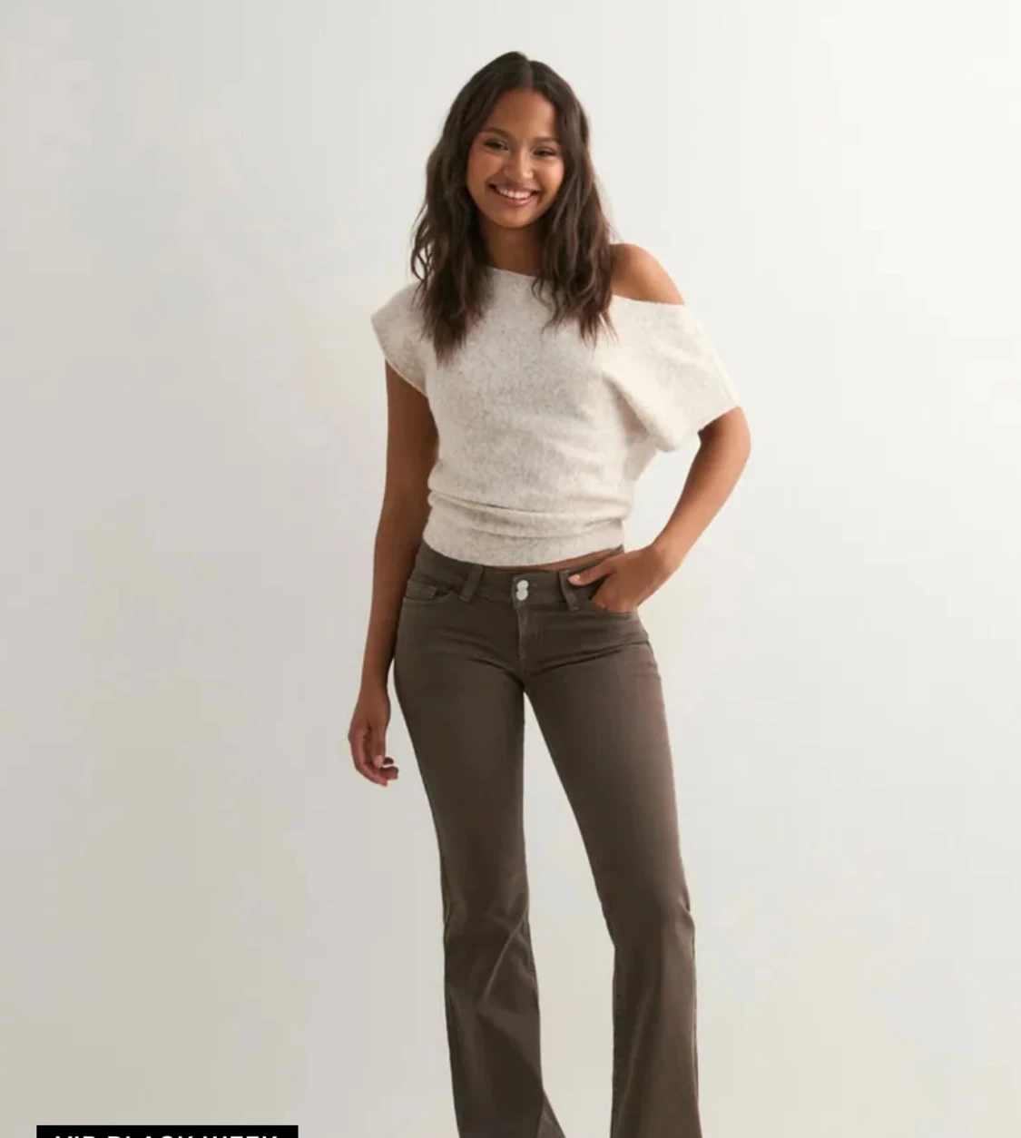 Bruna bootcut jeans från Nelly  - 1