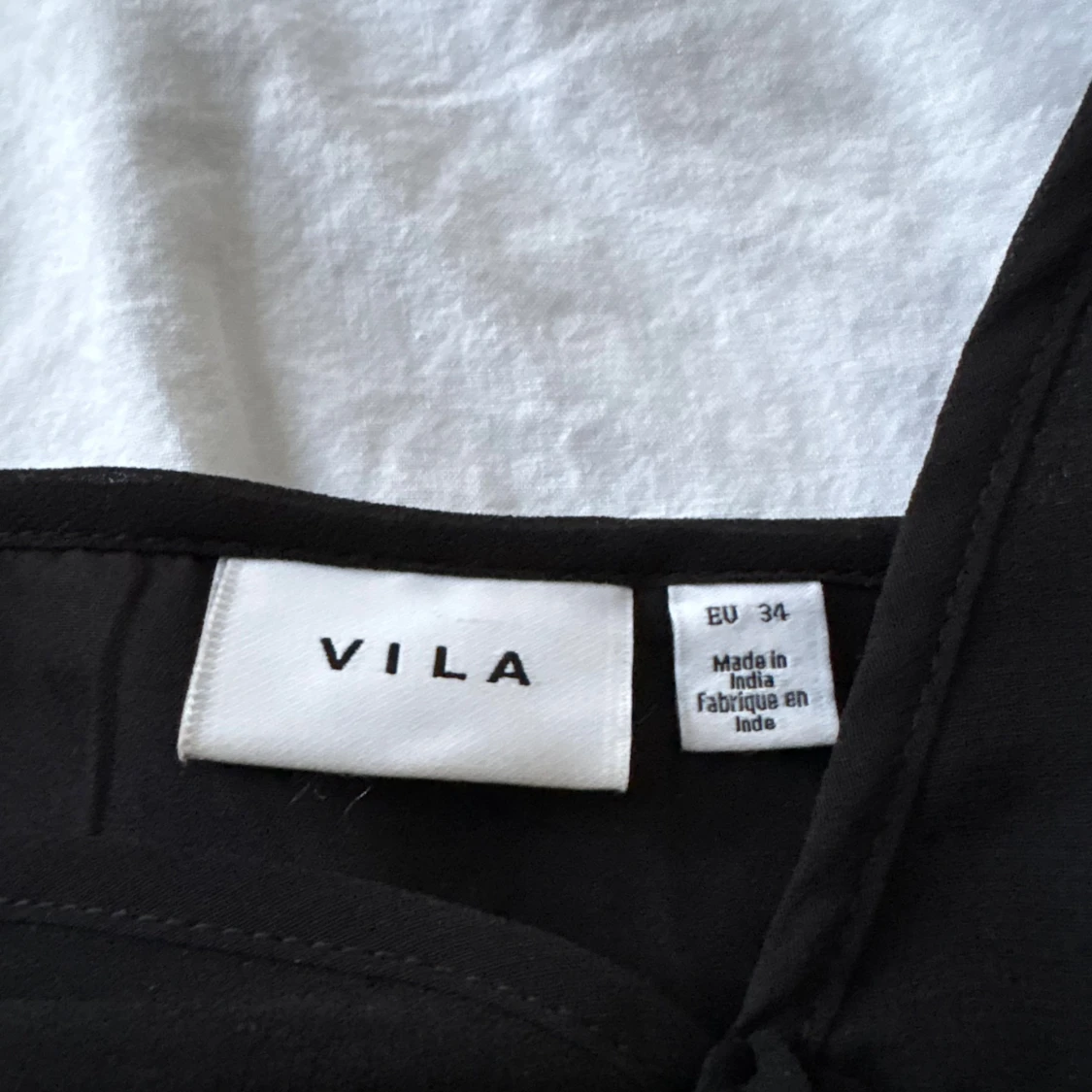 Topp med volanger  - 3