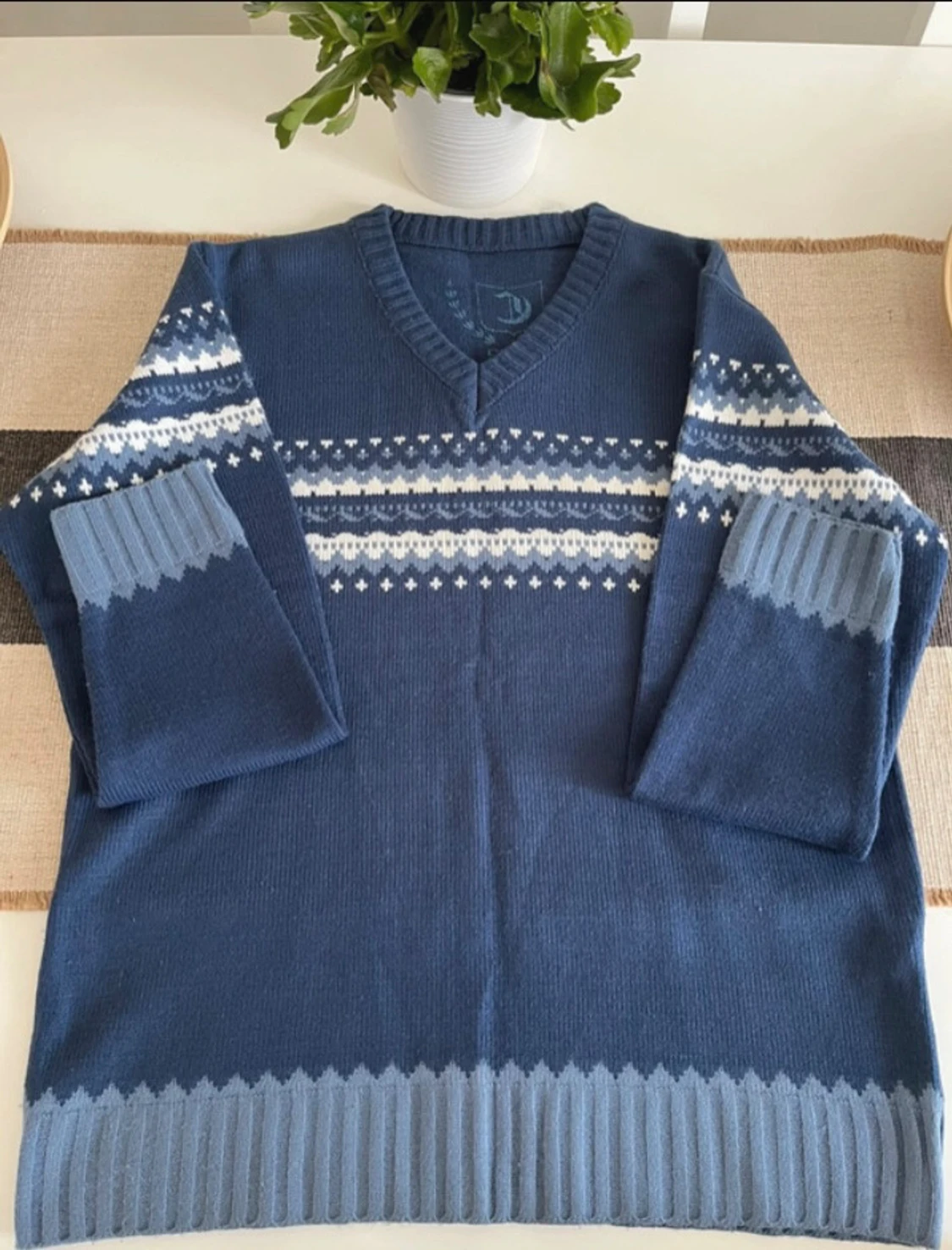 Blå vintage stickad tröja med mönster från CONS - 2