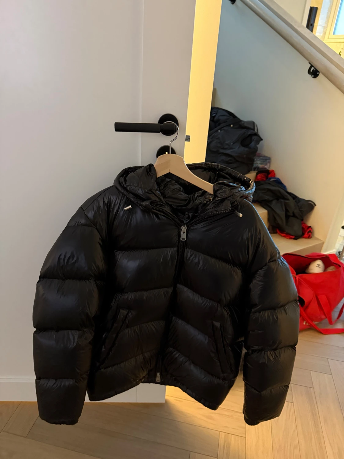 Svart pufferjacka från Zara